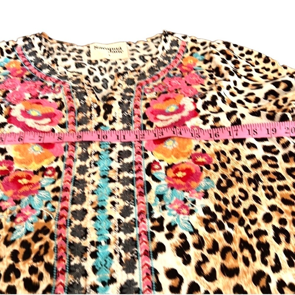 Savanna Jane blouse. - Picture 7 of 7